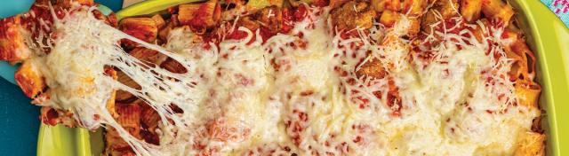 Simple Baked Rigatoni with Chicken Parmesan