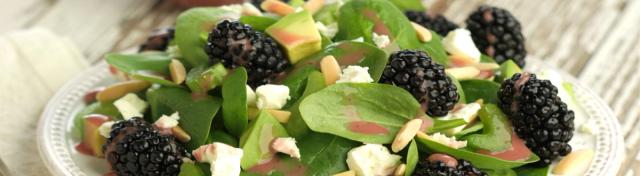 Blackberry Salad with Avocado and Almonds