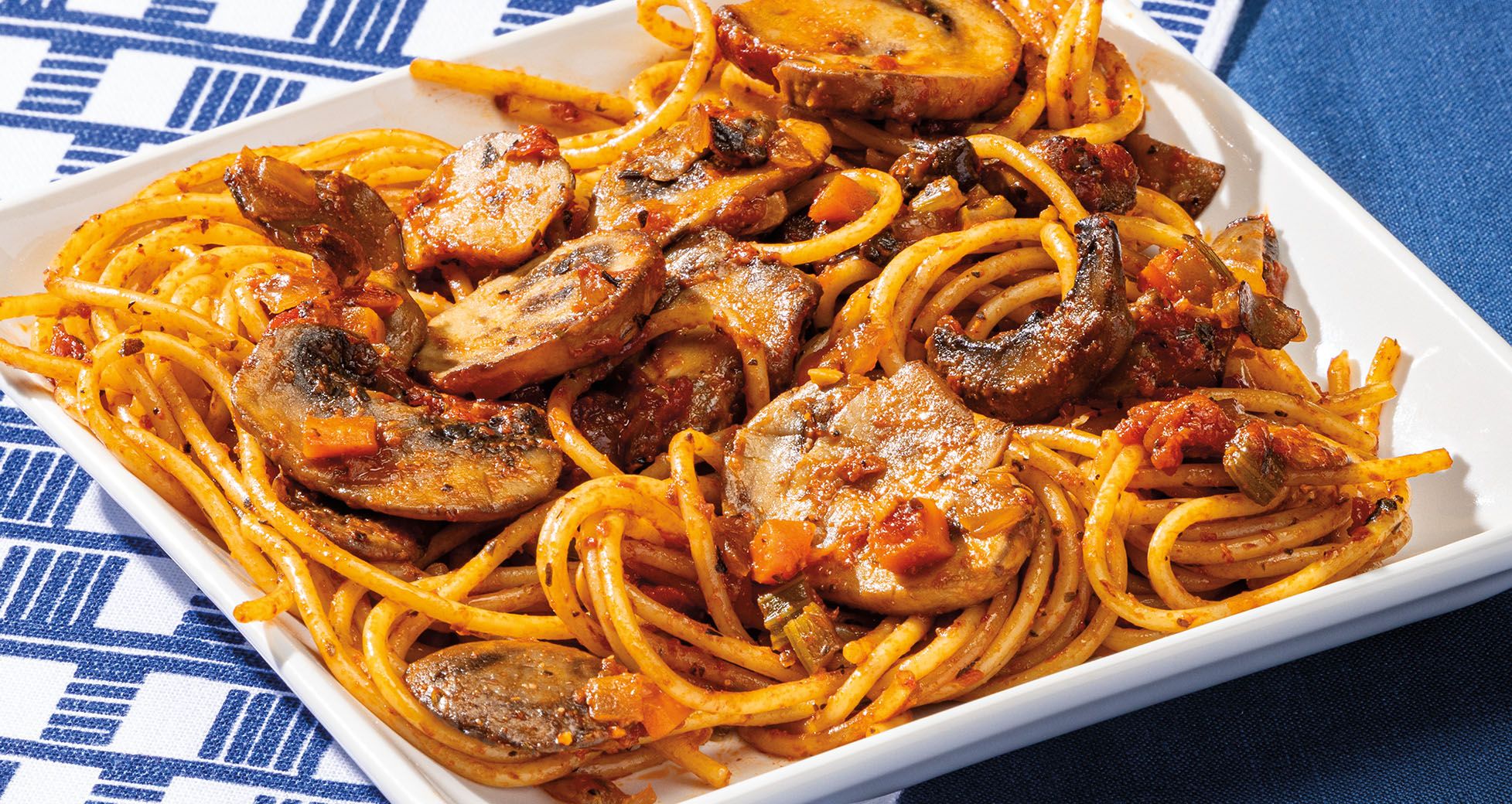 Rich-and-Hearty Mushroom Bolognese