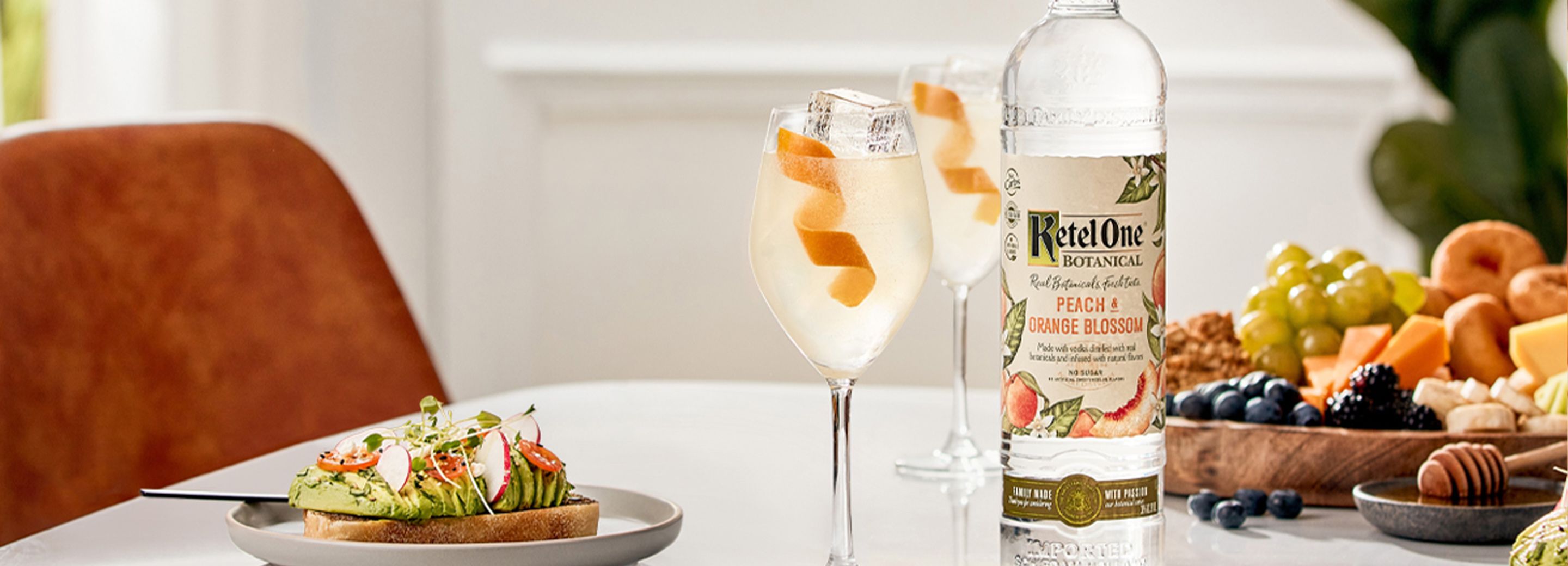 Vodka Spritz Peach Bellini