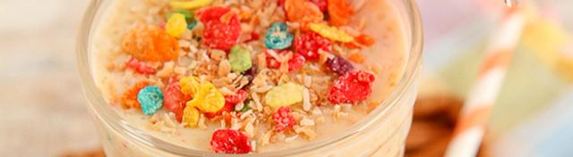 Fruity PEBBLES™ Tropical Crunch Smoothie