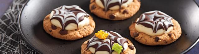 CHIPS AHOY! Cheesecake Spider Bites