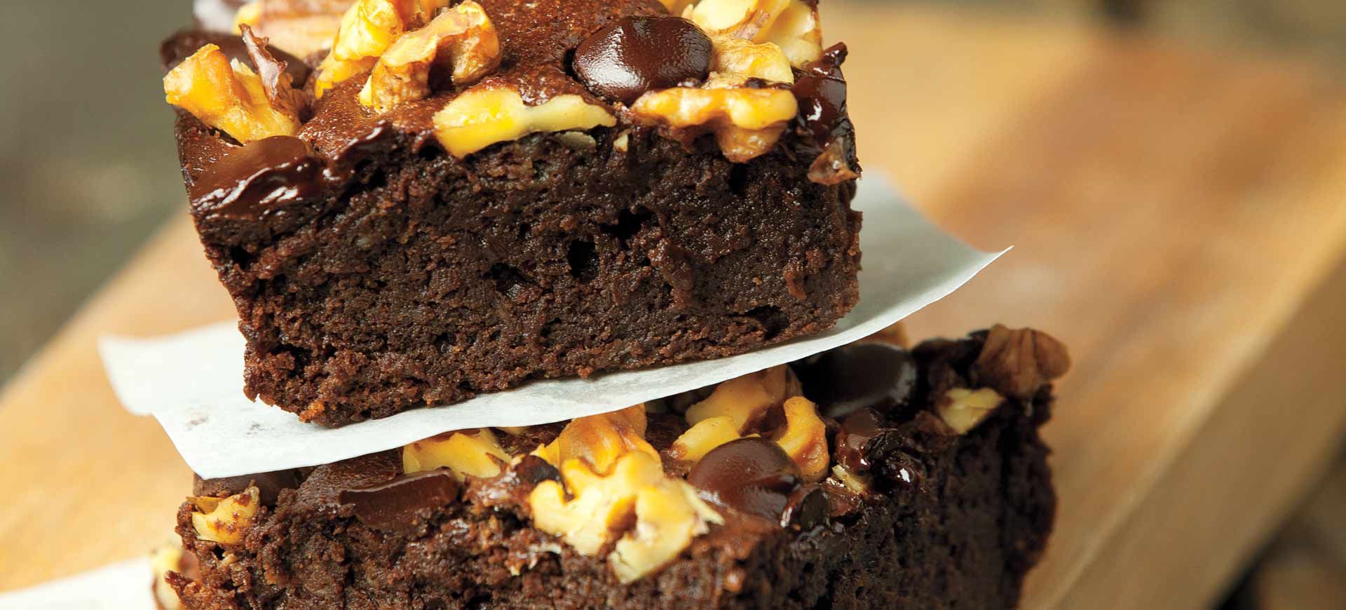 Fudgy Chocolate Chunk Walnut Brownies | Schnucks