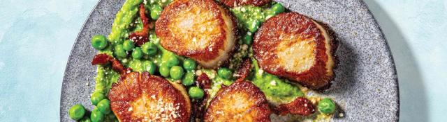 Seared Scallops with Parmesan Green Peas