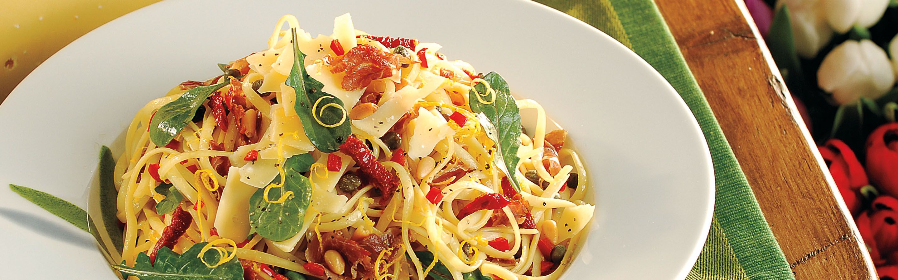 Linguine with Arugula, Prosciutto and Gouda Cheese