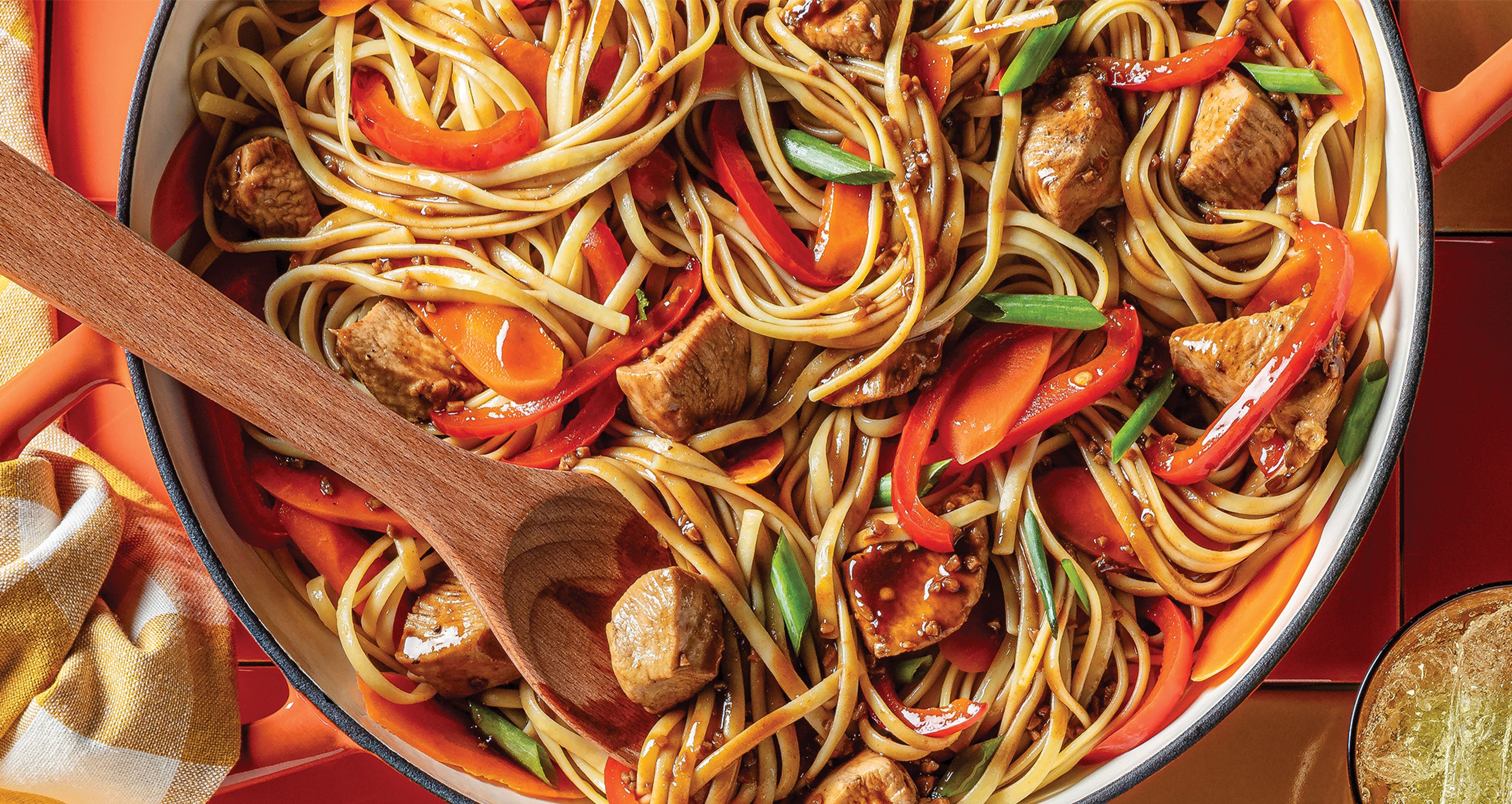 Weeknight One Pot Chicken Lo Mein