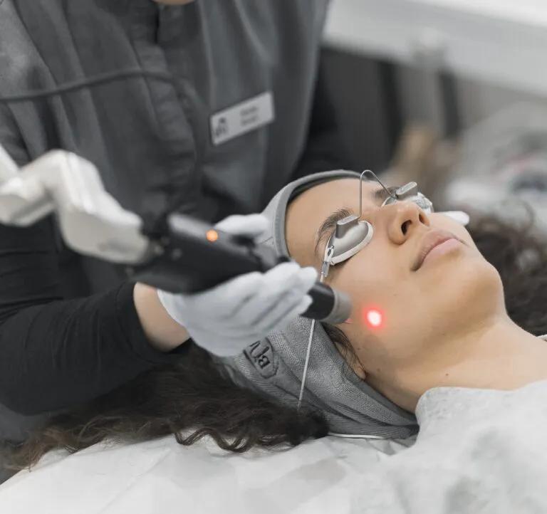 Laser treatment session