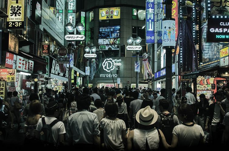 Why The Realistic Marketer Wins