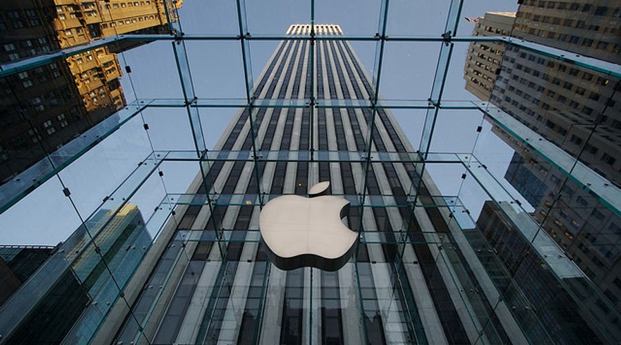 How Apple Succeeds By ‘Thinking Different’