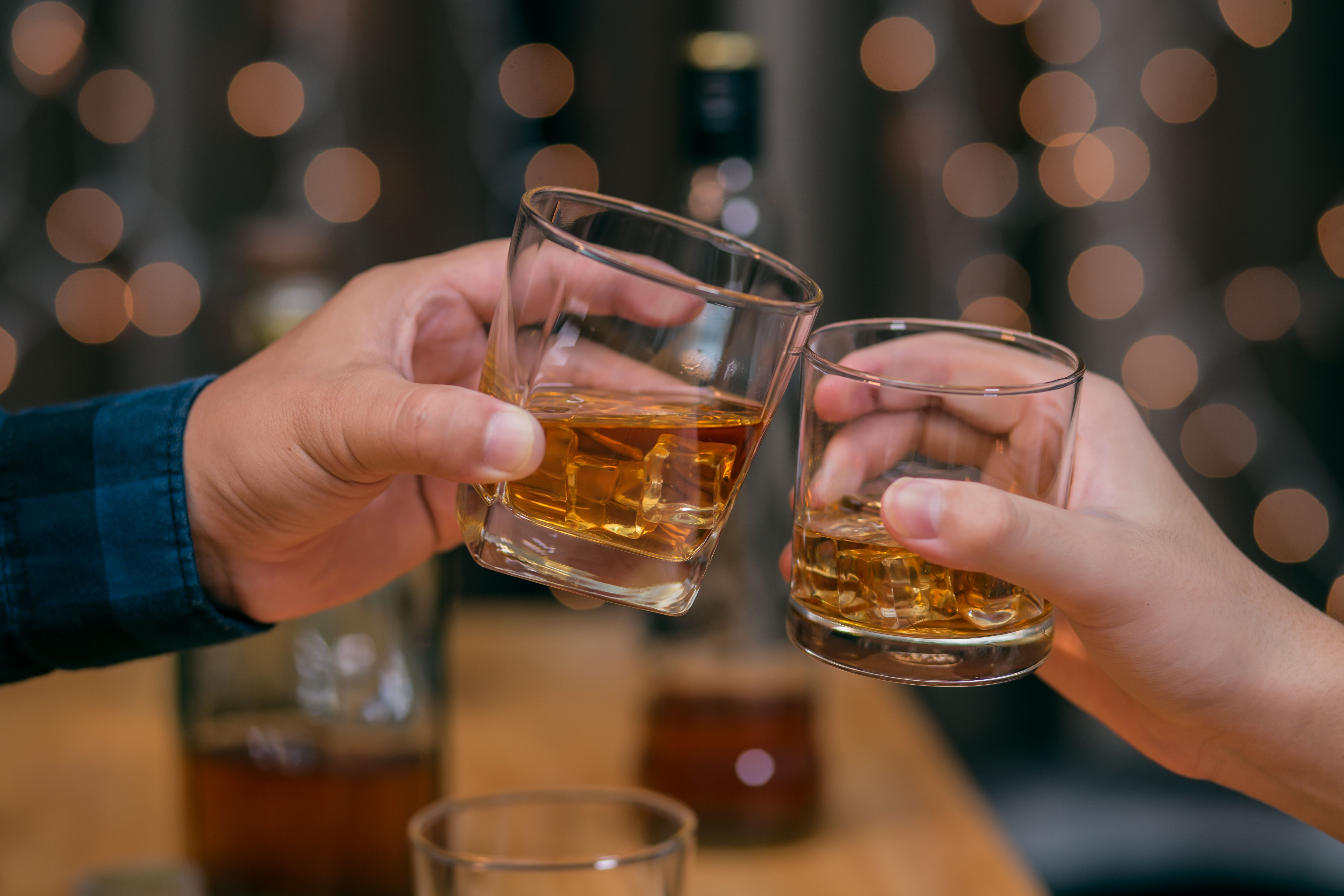Alcohol consumption is a risk factor for liver cancer