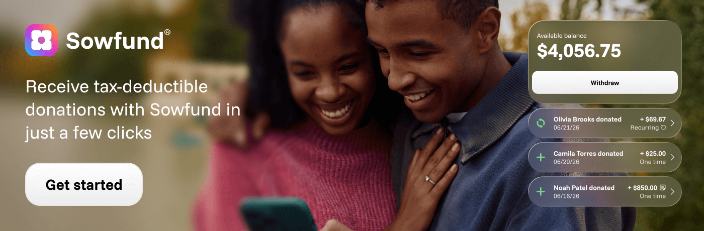 Sowfund - Get Started - Couple looking at phone