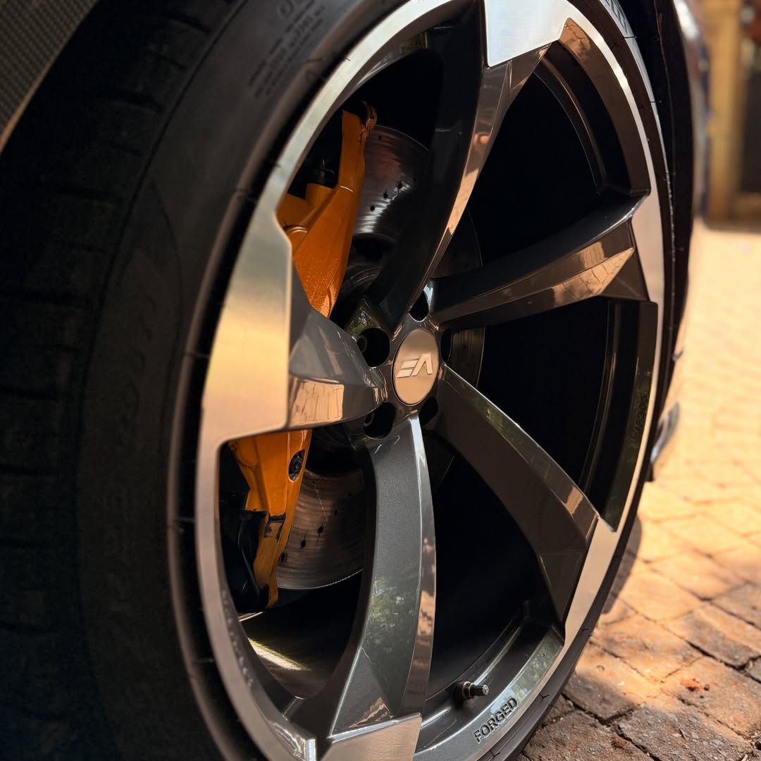 Velocity Forged wheel on car — angle 5
