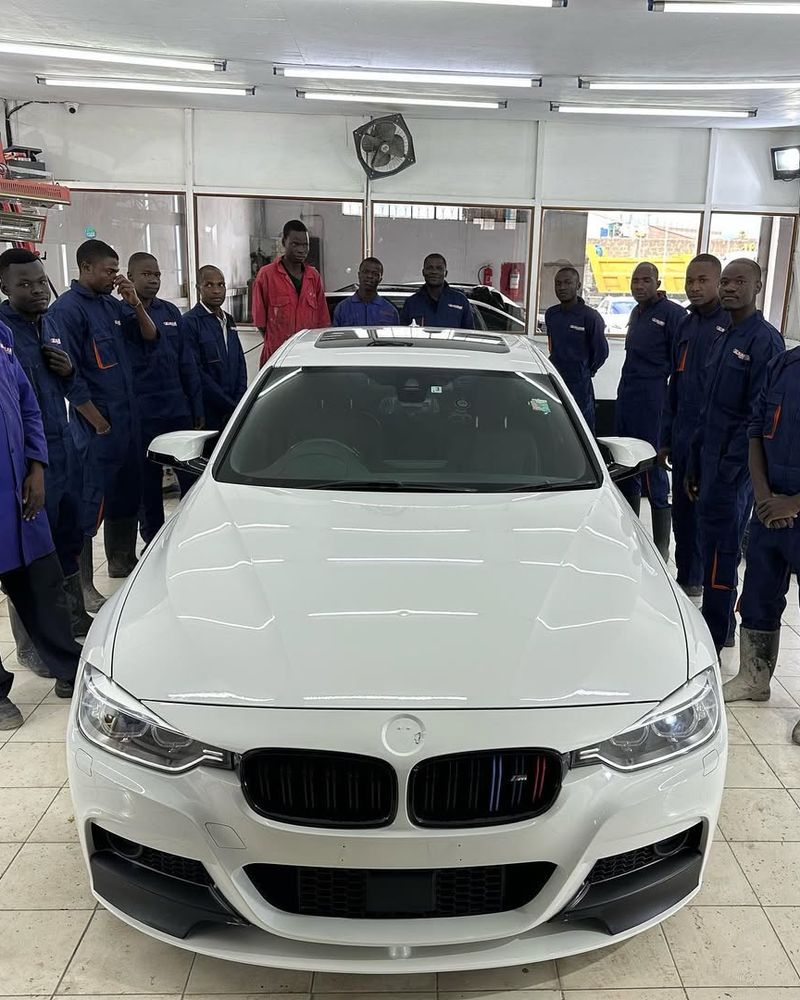 Ultrashine Auto workshop