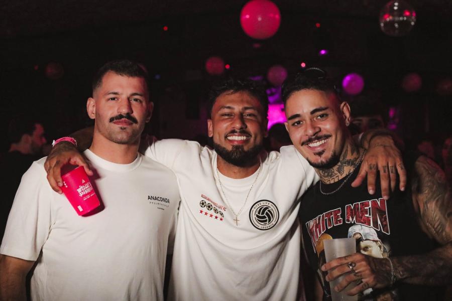 Aldeia — noite de clube no Rio de Janeiro