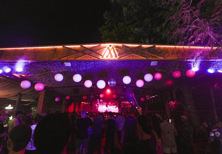 Aldeia — noite de clube no Rio de Janeiro