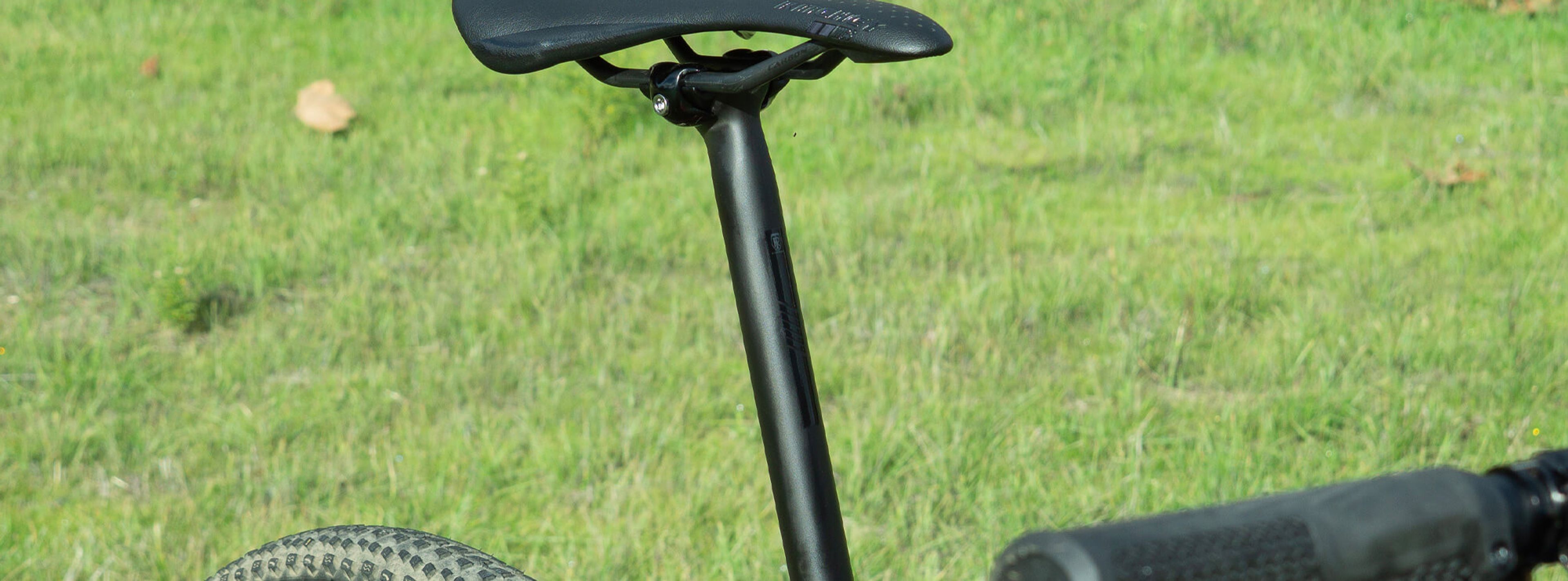 superlogic 1-bolt flexlogic seatpost