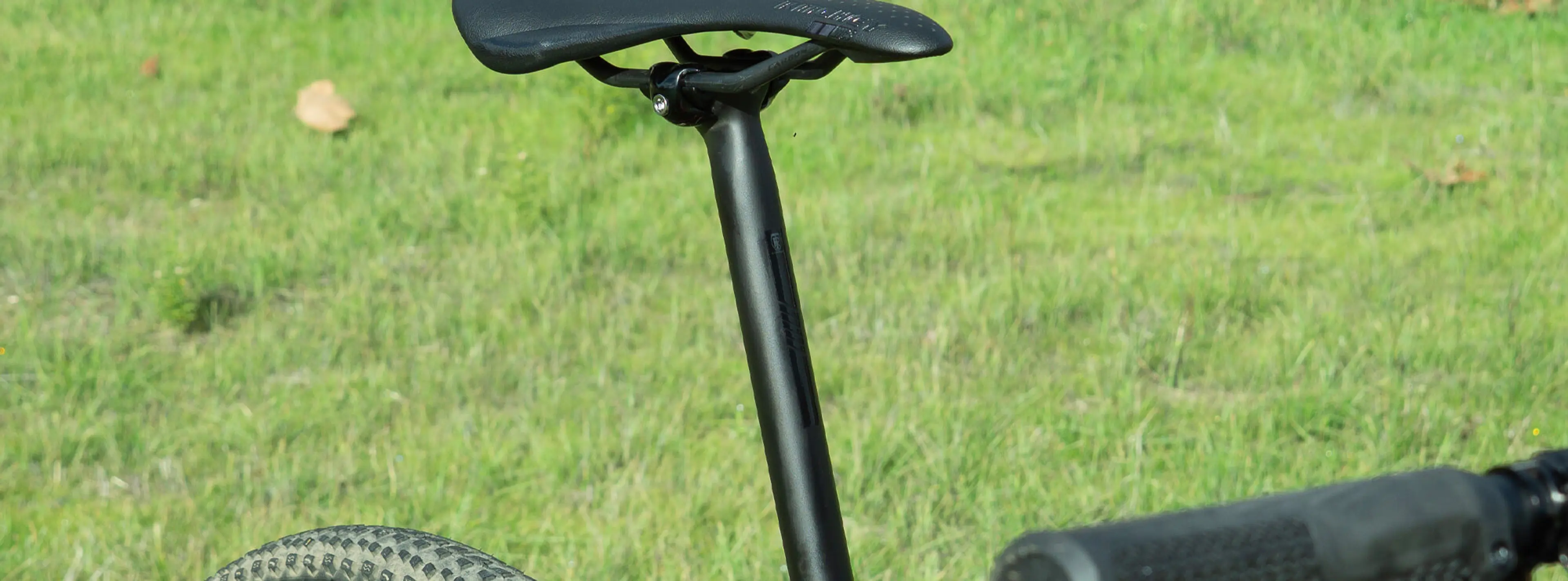 superlogic 1-bolt flexlogic seatpost