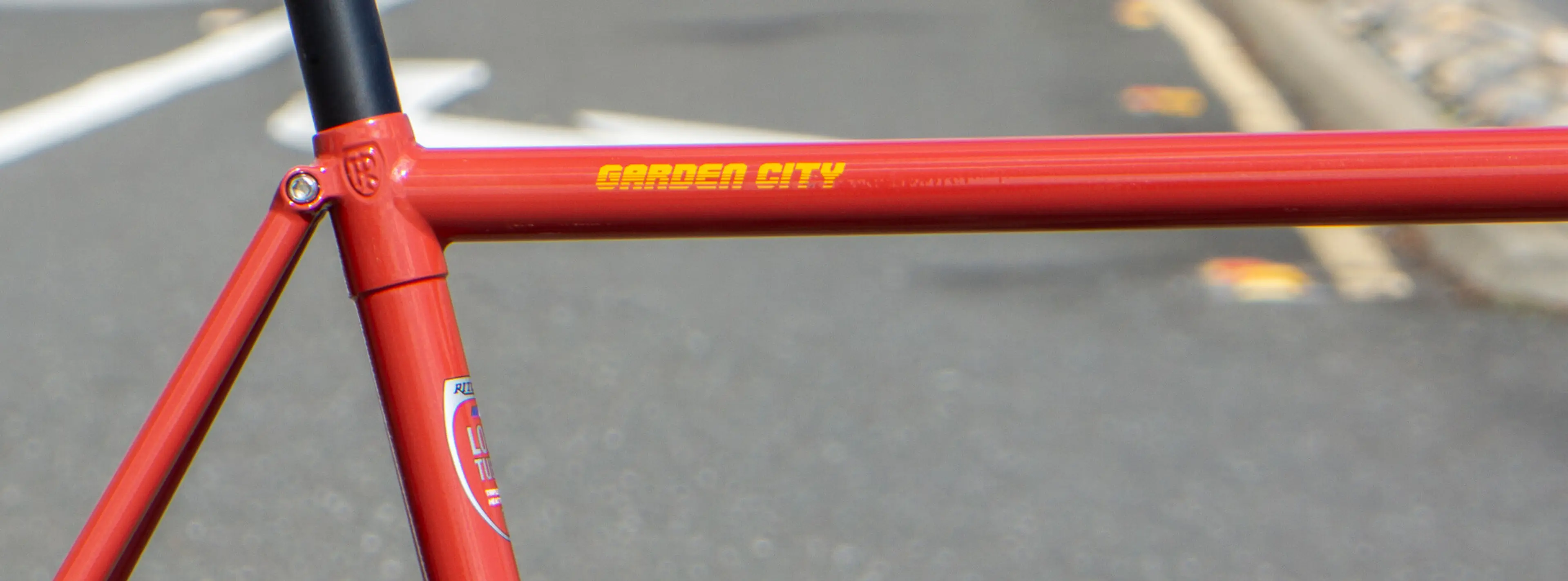 Garden City Track Frameset