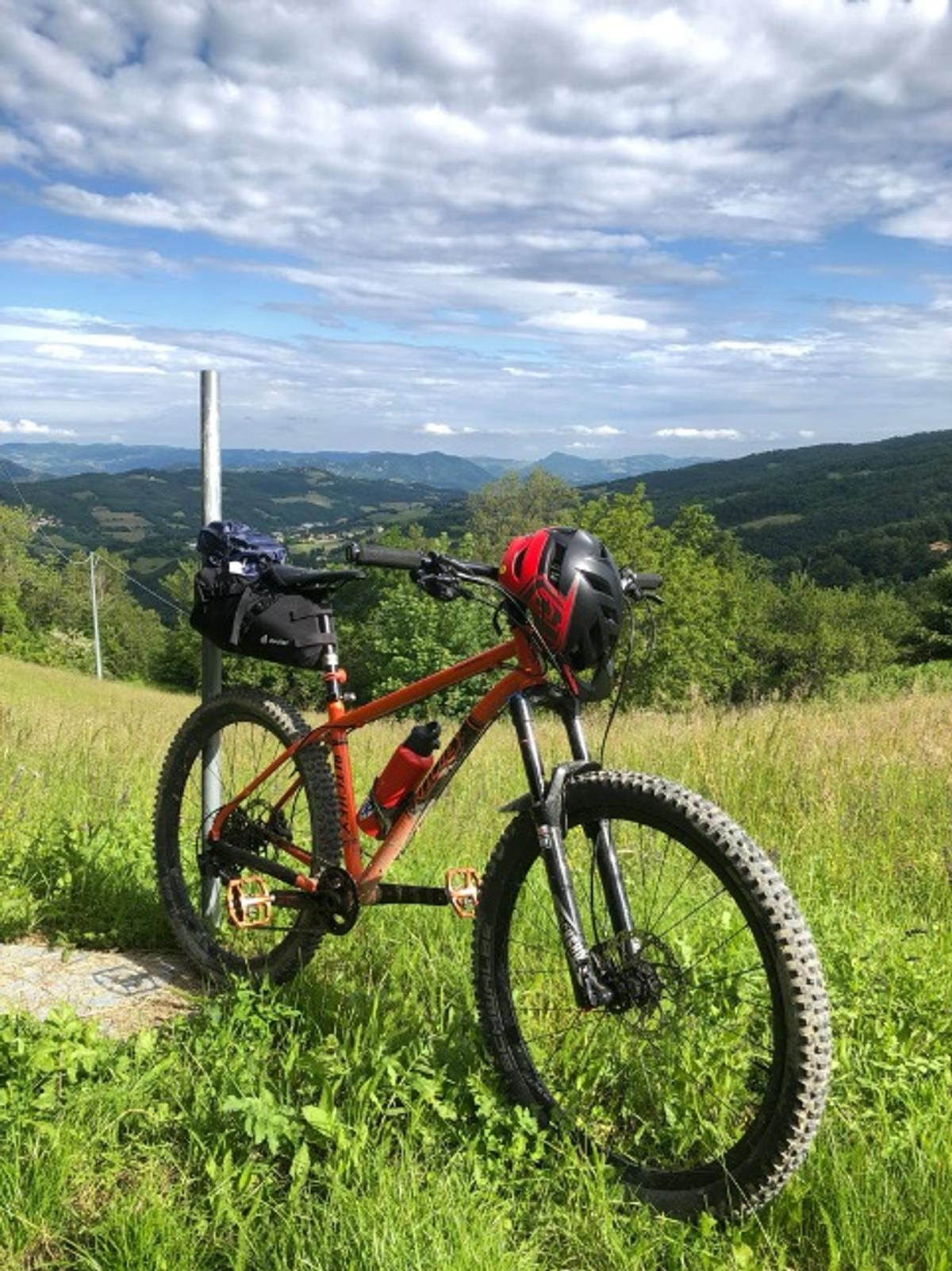 The Ritchey Timberwolf with Italy as its background