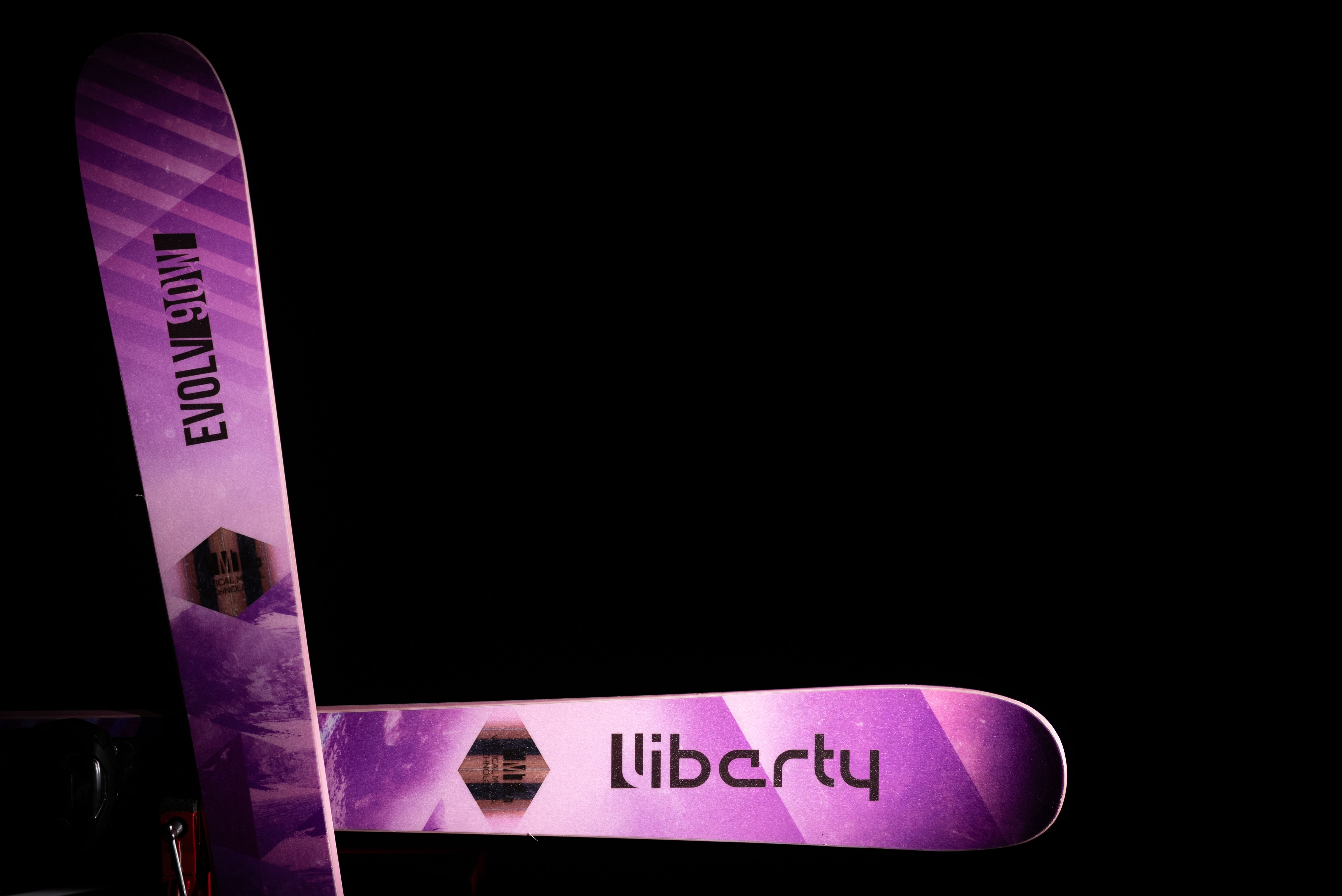 2024 Liberty Evolv 90 W | SkiEssentials