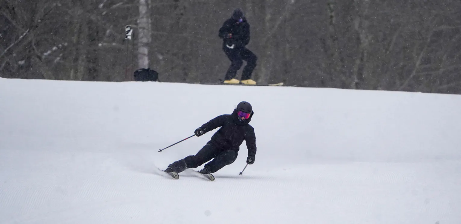 2027 Atomic Redster Q9.8 Ski Review - Bryce Shot