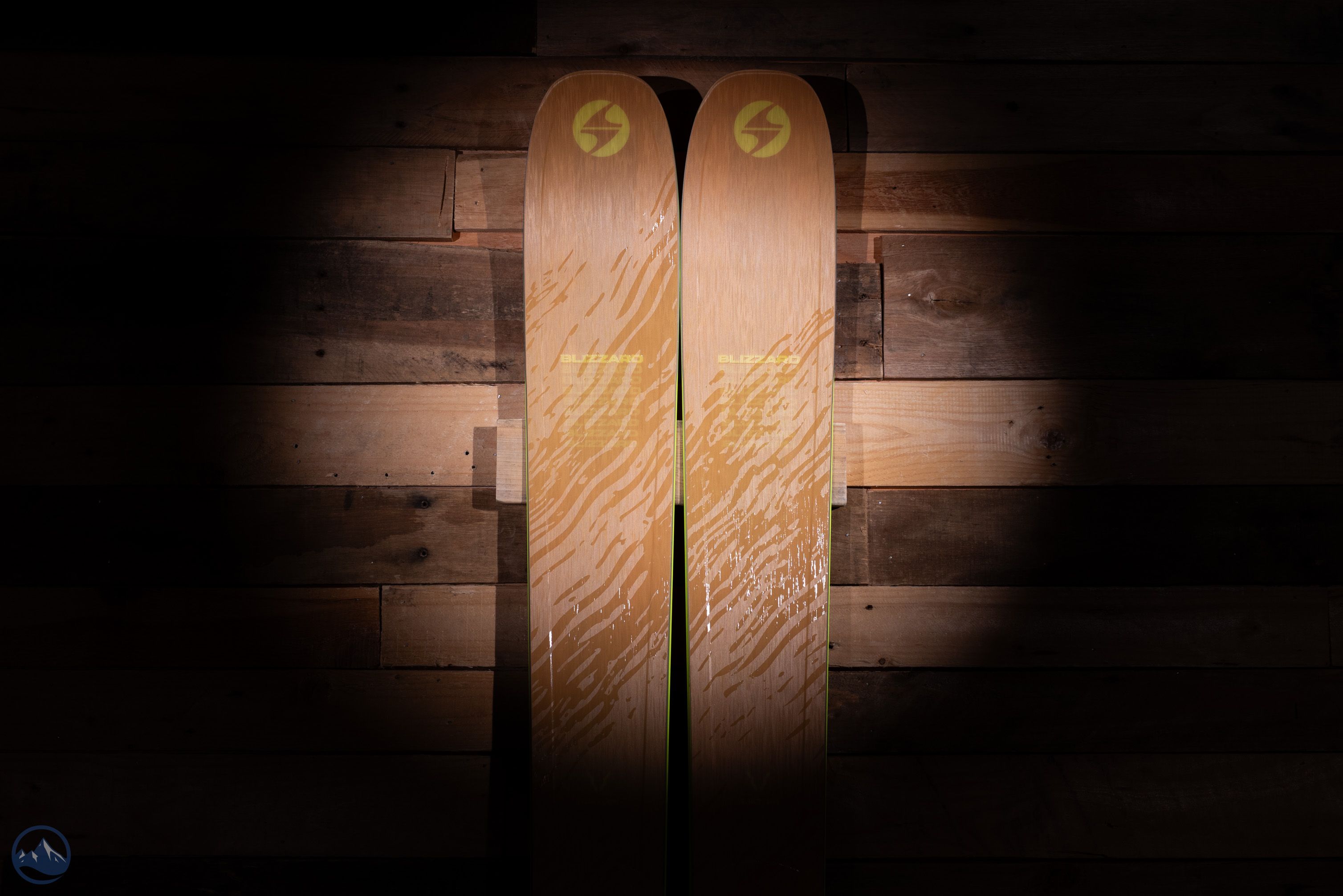 BLIZZARD ラスラー11 マーカーキングピン Blizzard-Rustler-11.jpg