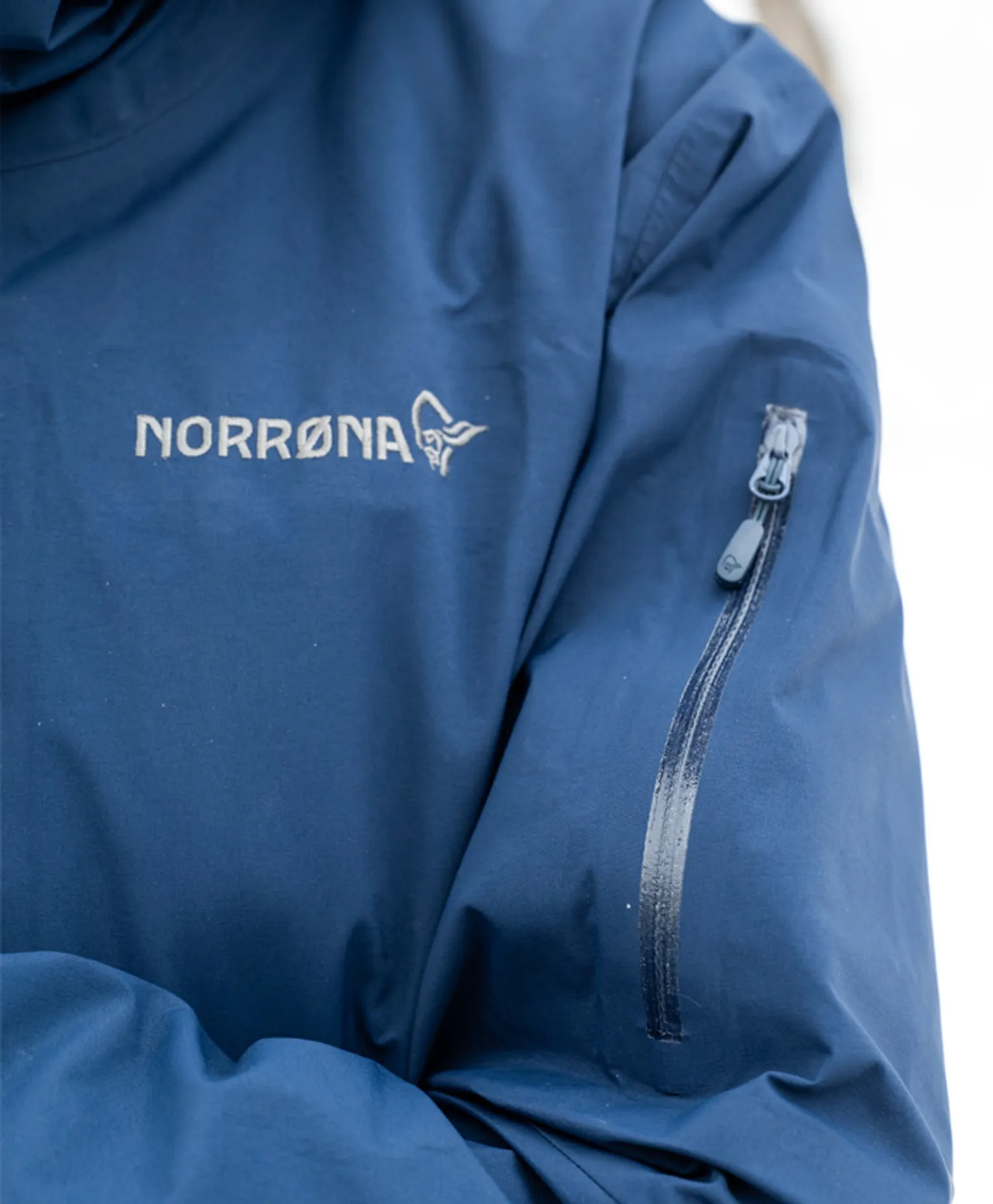 A Review Of The Norrøna Lofoten Hiloflex 200 Jacket - Me And My Jackets