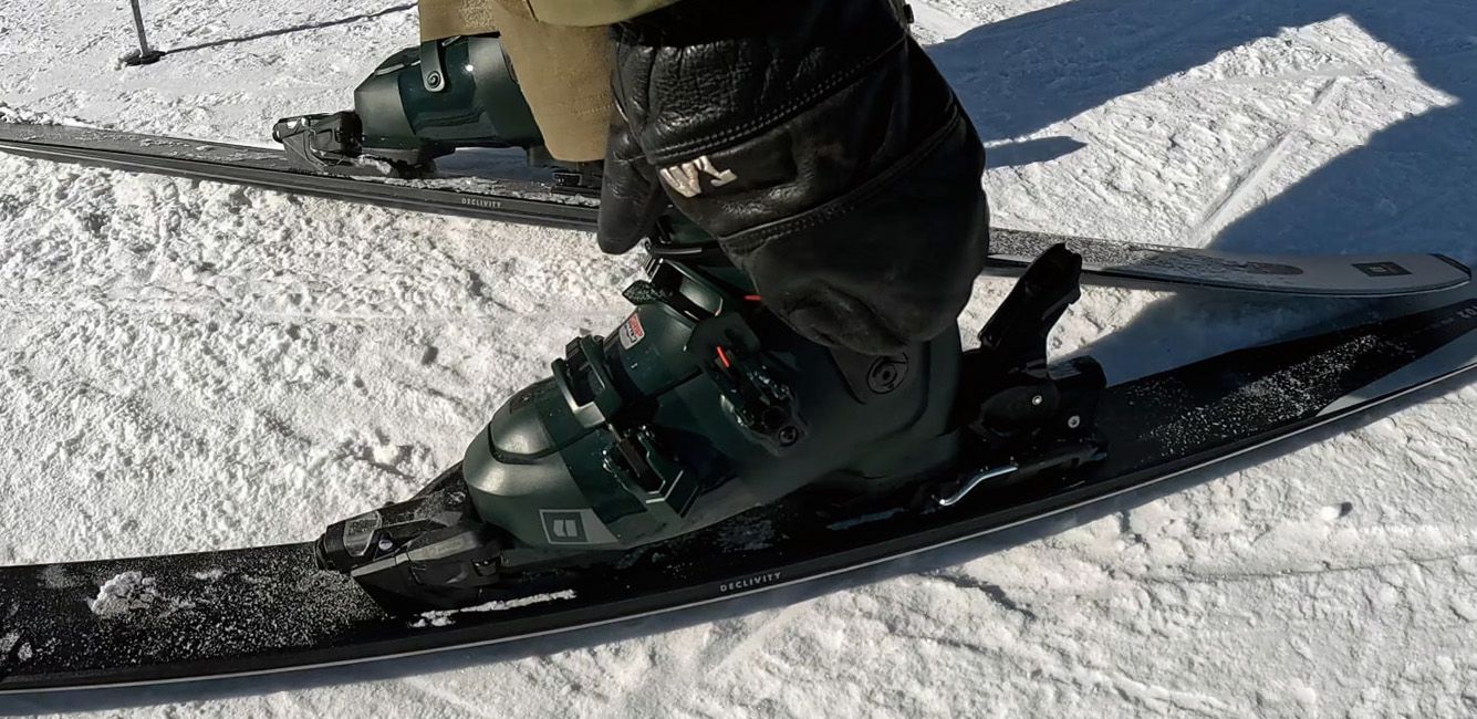 CHAIRLIFT CHAT