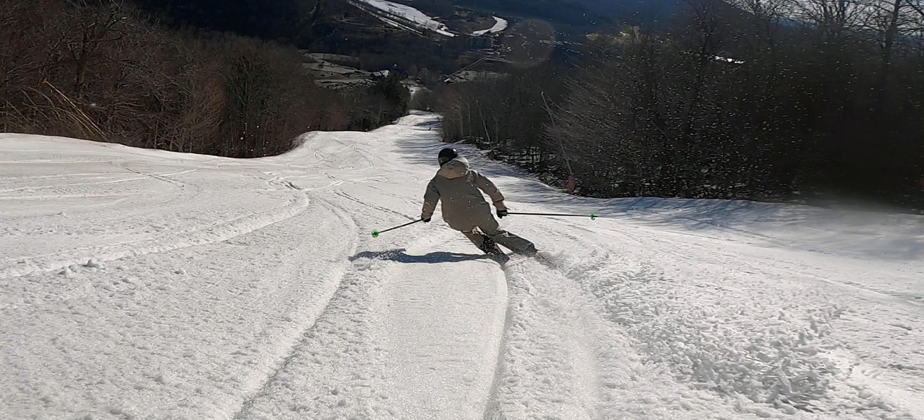 2022 Liberty Origin 101 Ski Review: Full Width Action Image 1