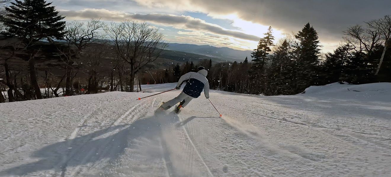 2023 Head KORE 93 Skis: Full Width Action Image 1