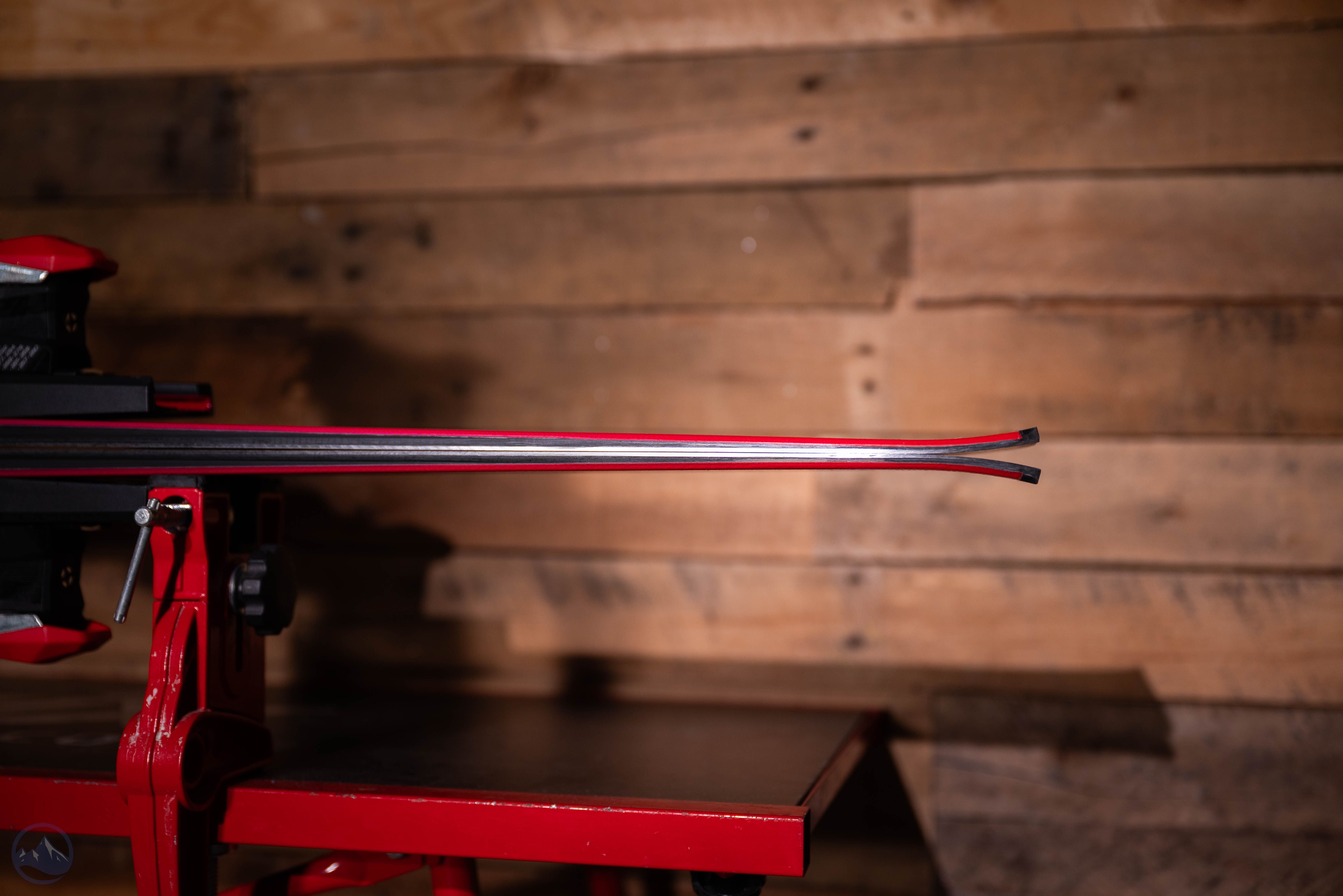 2027 Atomic Redster S9 Revoshock S W/ I12 GW Binding | SkiEssentials