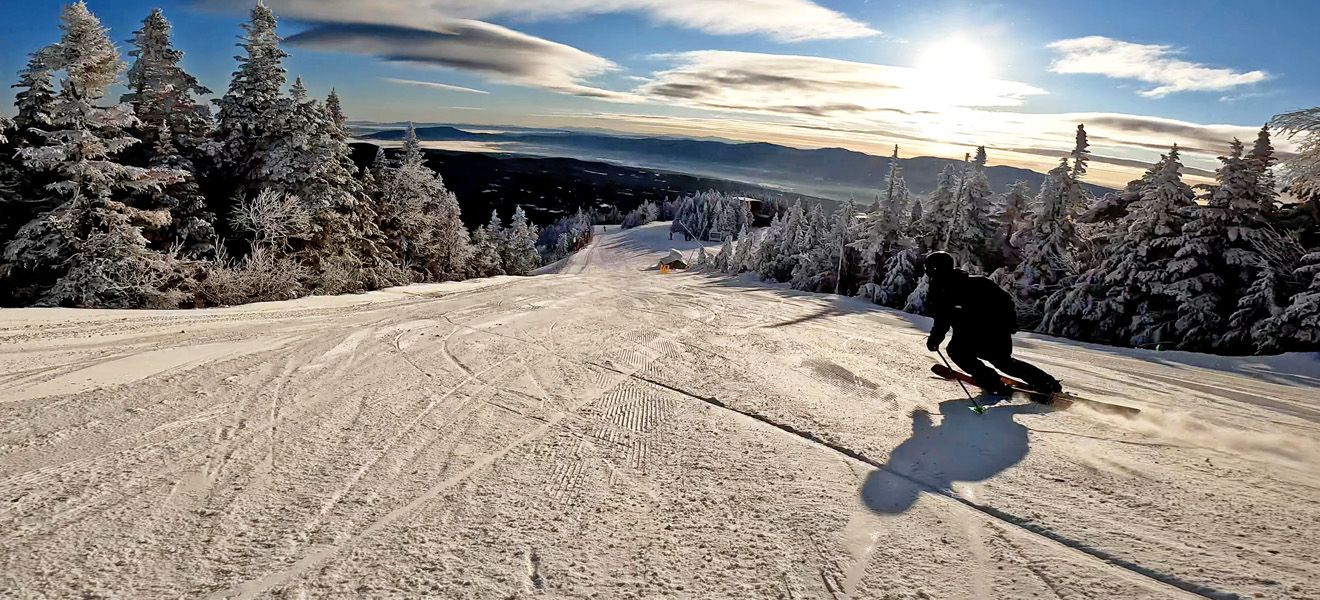 2023 Elan Ripstick Tour 104 Ski Review: Full Width Action Image 2
