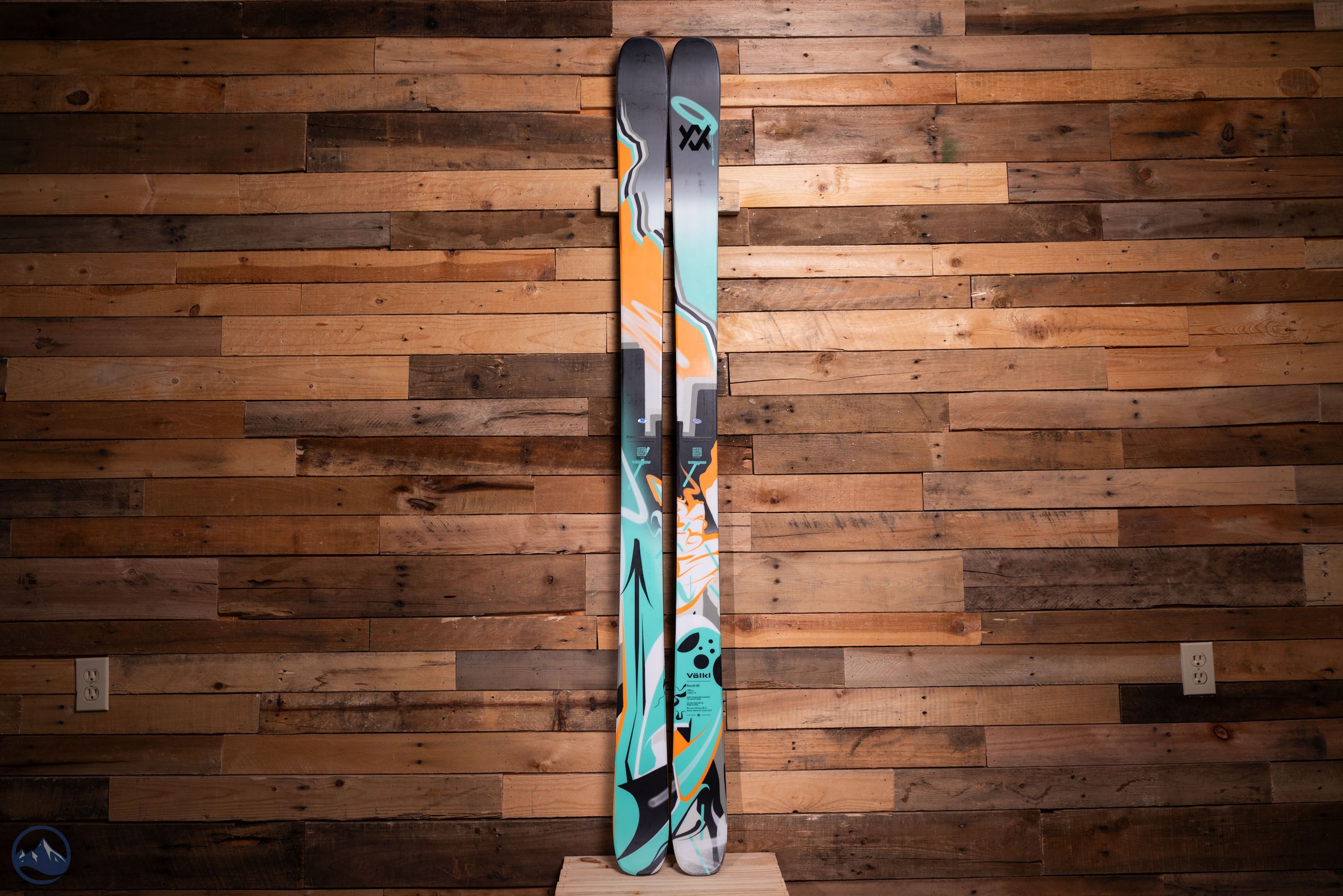 スキー volkl revolt90  168cm スキー volkl revolt90 168cm Volkl Revolt 90 Skis 2024