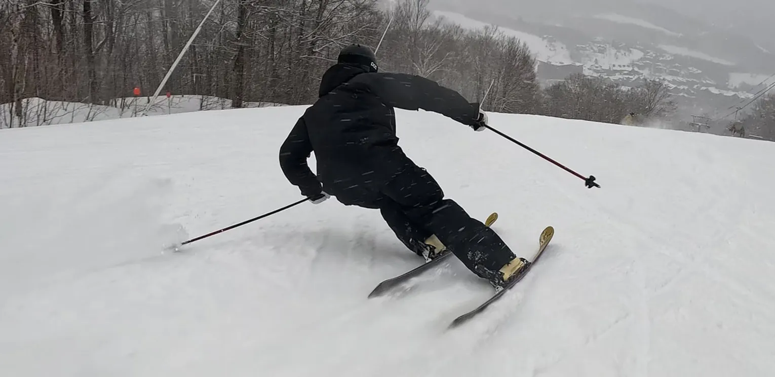 2027 Rossignol Arcade 94 and Head KORE 94 On Snow Ski Comparison - Matt ACtion Shot 1