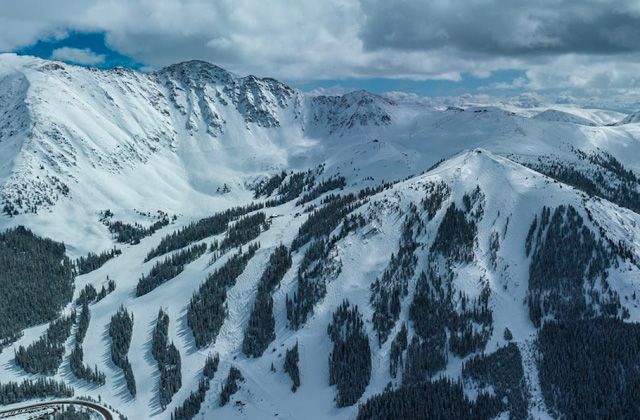 Top Five Fridays March 8, 2024: Stowe Snowmaking Image