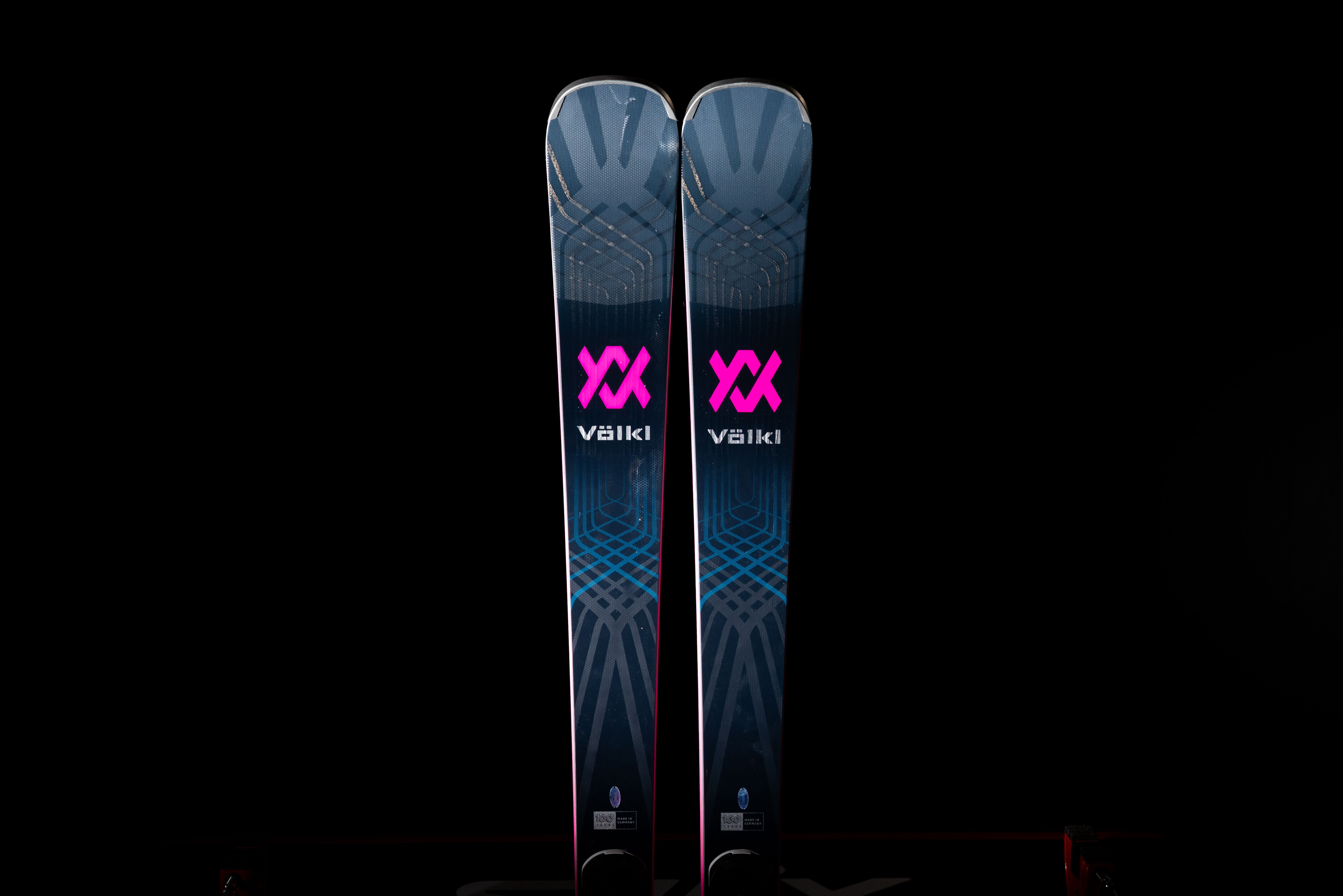 2024 Volkl Deacon 72 Master Ski w WC Plate | Alpine / Skis