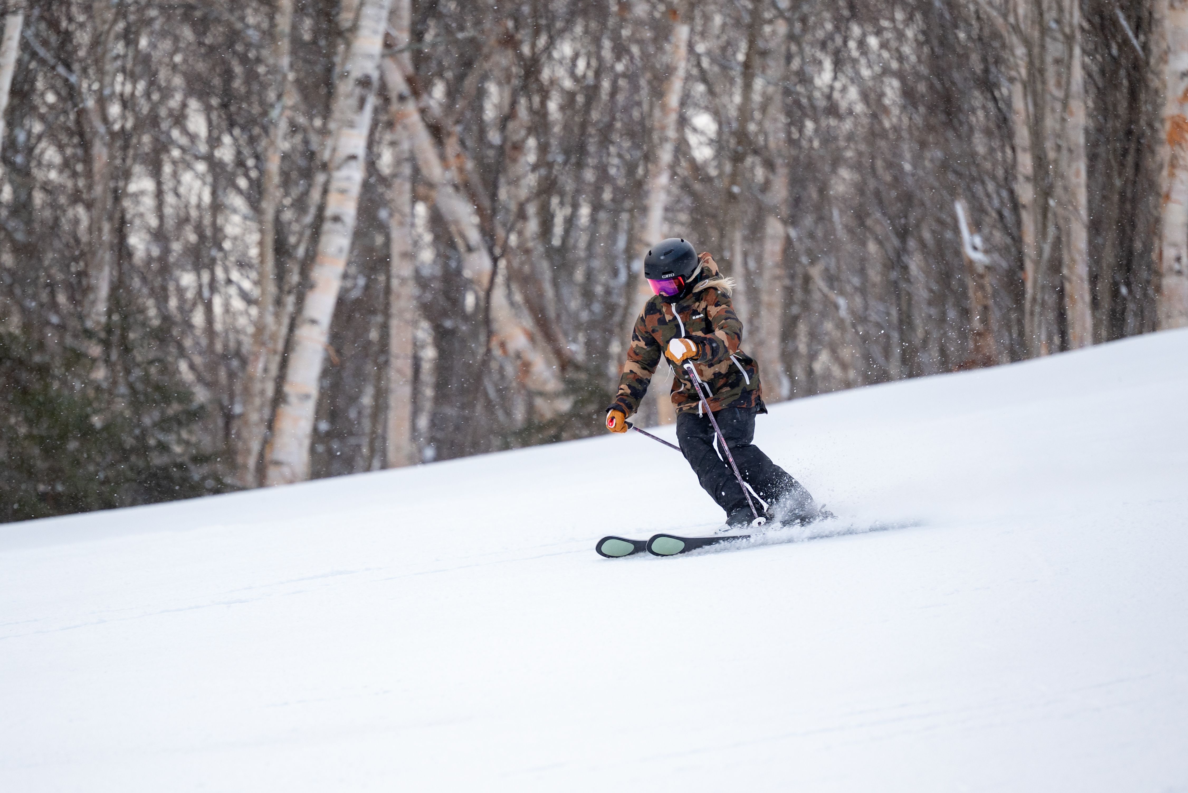 美品★KASTLEホワイト×ブラックギンガムチェックスキーウェア レディースL 2024 Kastle MX83