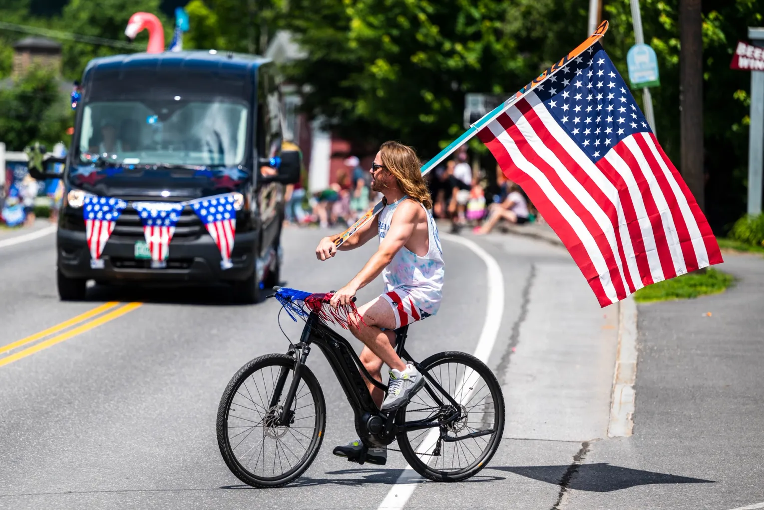 Harry Bird Being Exceptionally Patriotic