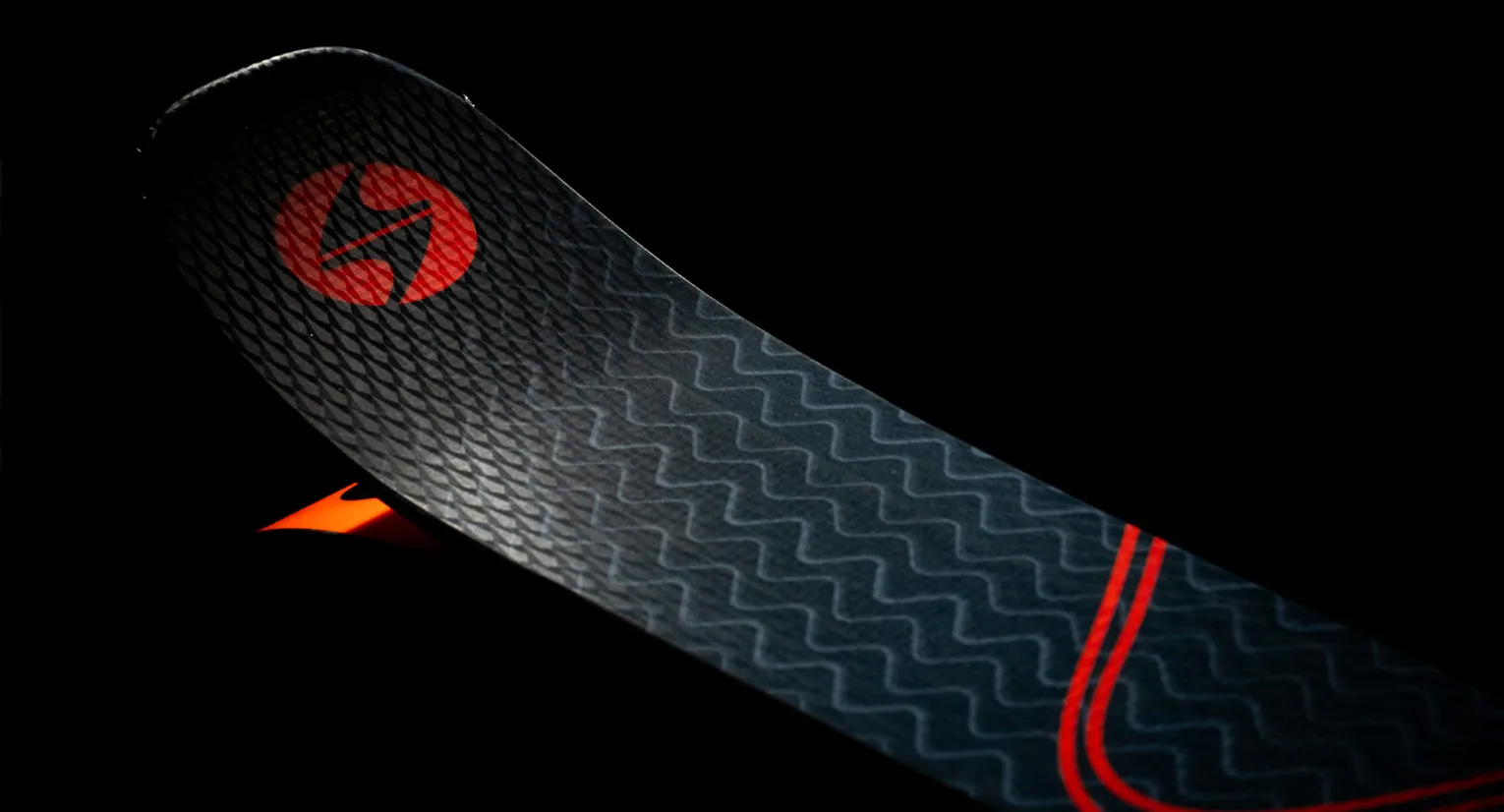 2025 Blizzard Anomaly 88 Ski Review - Studio Shot 4