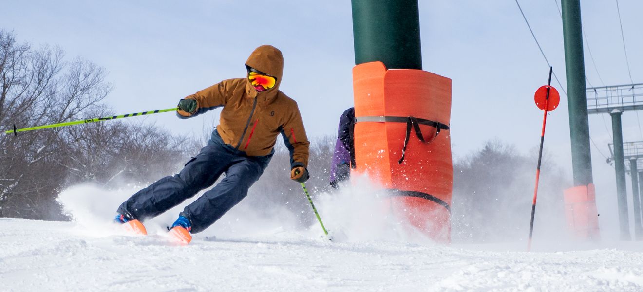 2022 Black Crows Mirus Cor Ski Review: Full Width Action Image 1