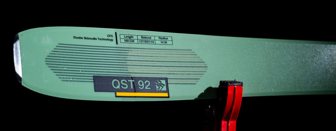 2023 Salomon QST 92 Skis: Tail Closeup Image 2
