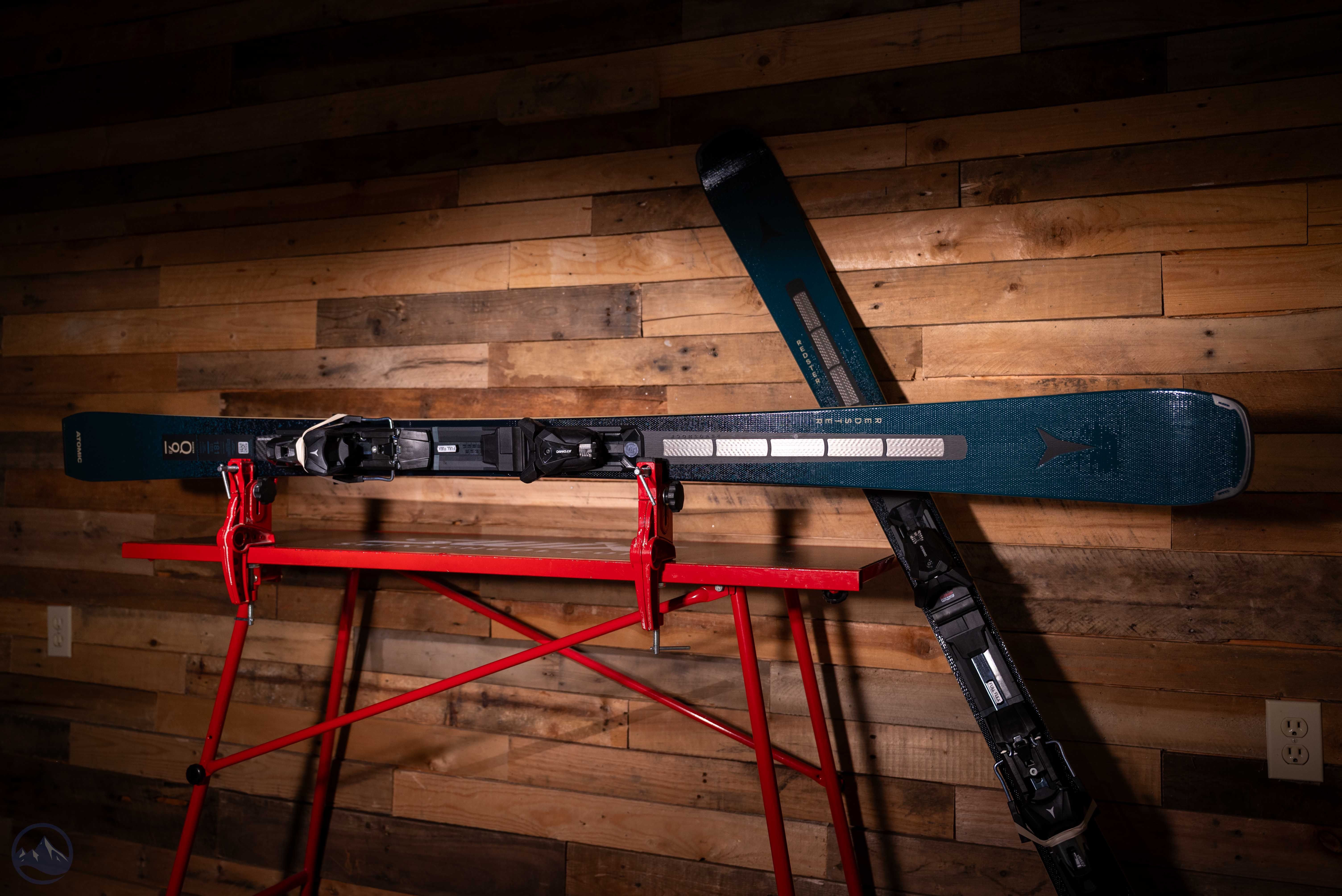 2027 Atomic Redster Q9.8 | SkiEssentials