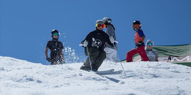 Top Five Fridays June 5, 2020: Momentum Ski Camp Image