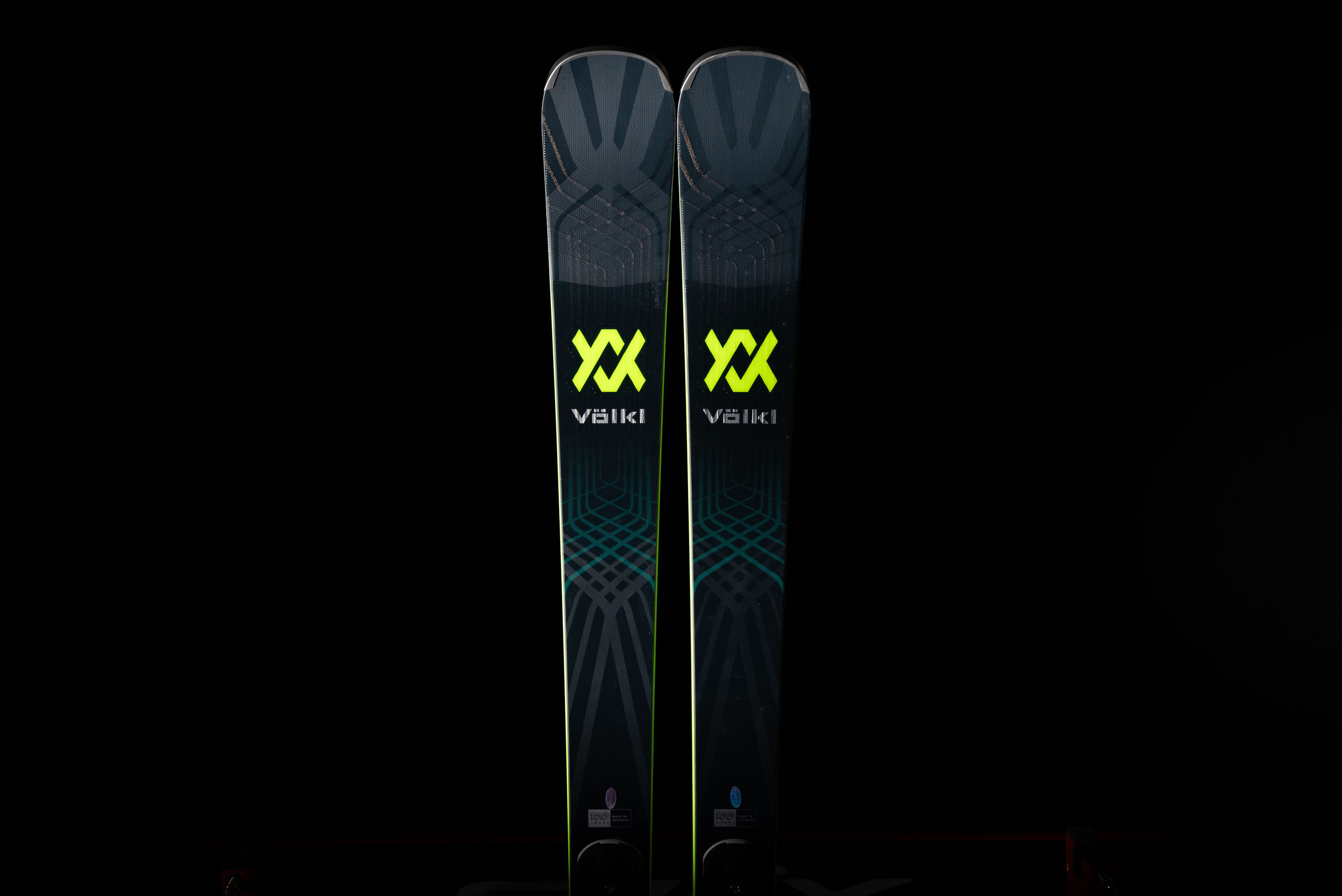 2024 Volkl Deacon 76 Master Ski w WC Plate | Alpine / Skis