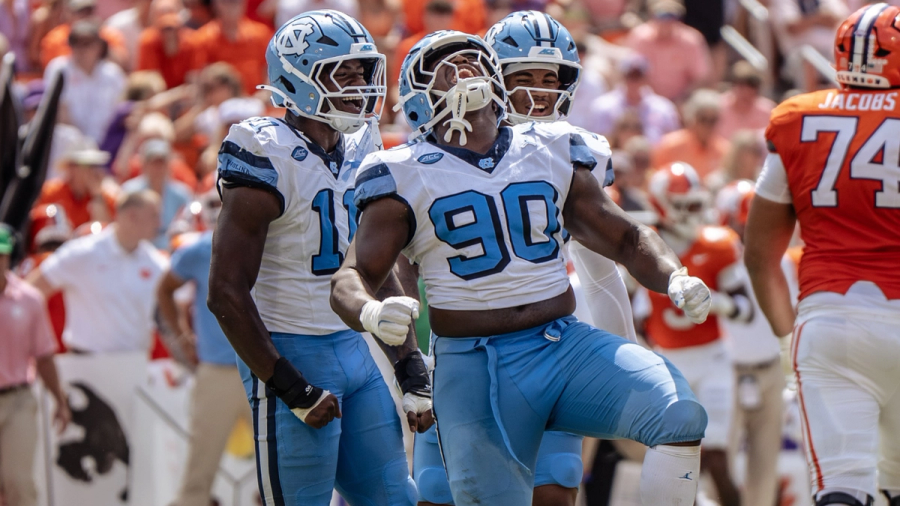 UNC Defensive Lineman Xavier Lewis Earns National Recognition UNC Defensive Lineman Xavier Lewis Earns National Recognition