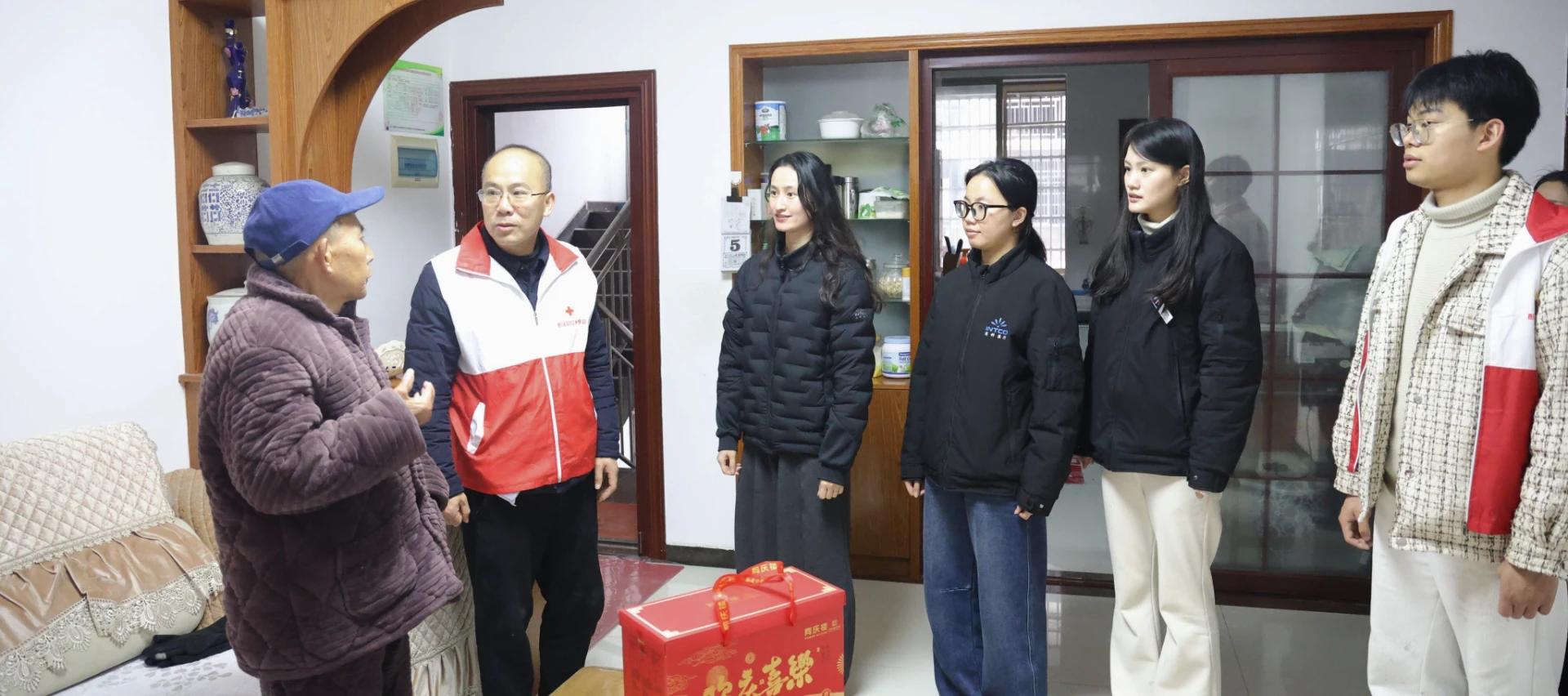 INTCO Medical partnered with local communities and Red Cross organisations across multiple regions to distribute essential living supplies during the Chinese New Year season.
