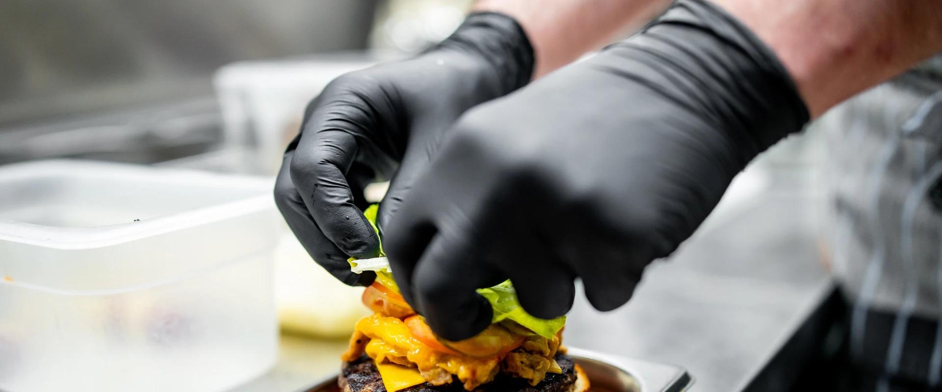 Can I Use Nitrile Exam Gloves for Food Service? Safety Guide