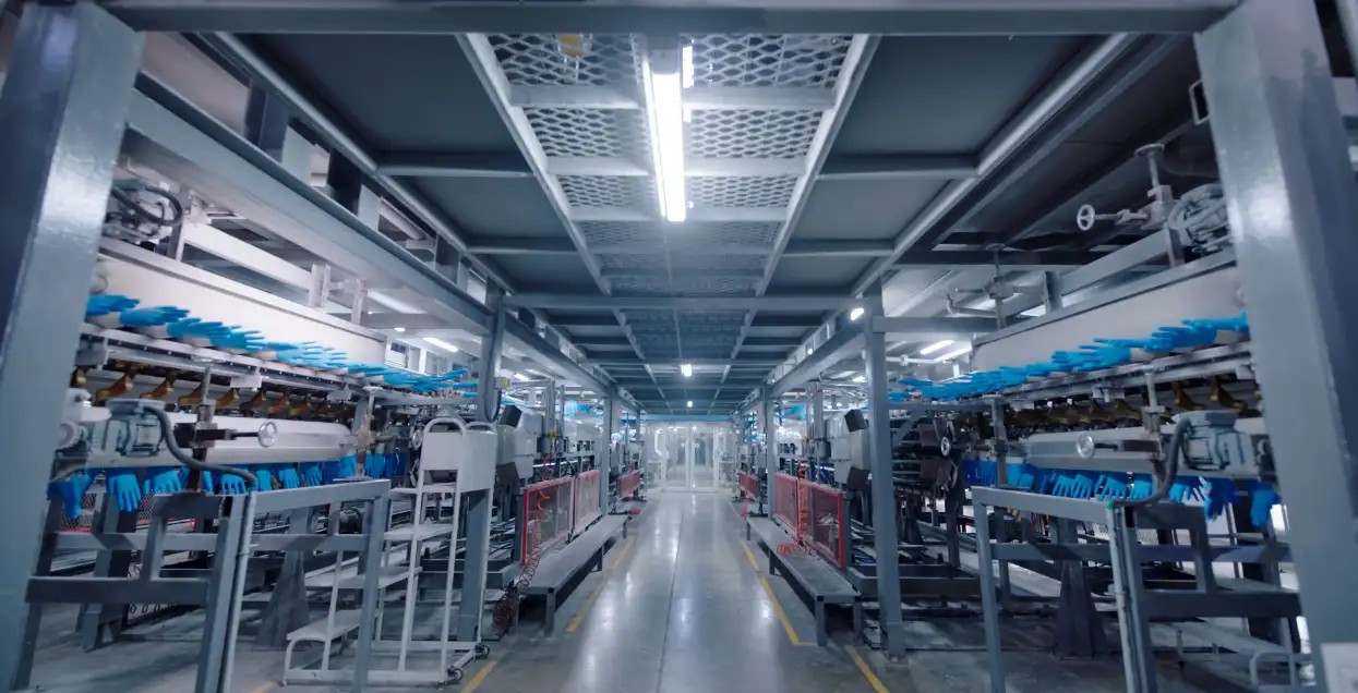 Two INTCO Medical glove manufacturing bases received provincial smart factory certification, reinforcing global leadership in healthcare manufacturing.