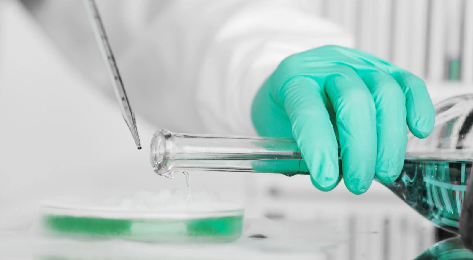 ChemTuff™ Disposable Nitrile Gloves homepage product view for featured discovery with Nitrile, showing chemical, oil, and industrial liquid protection.