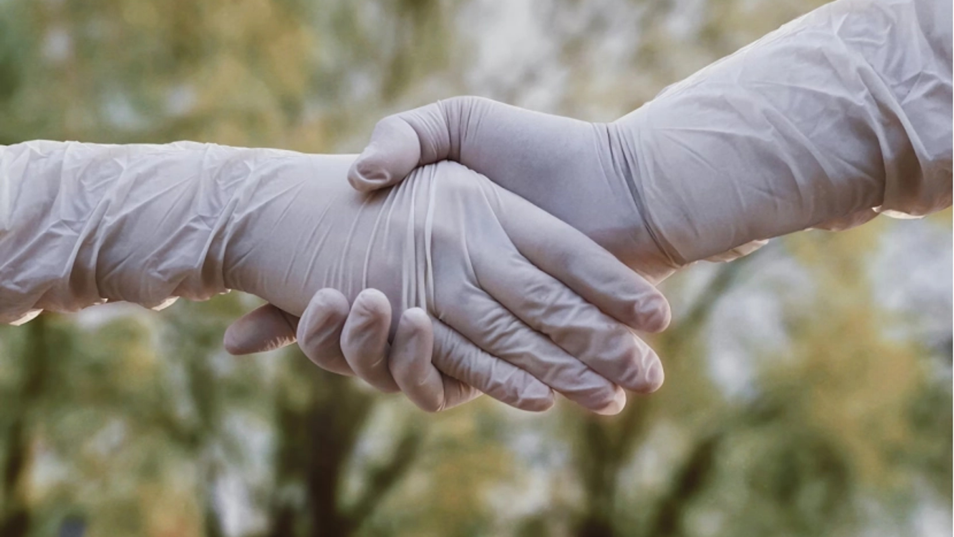 Synthetic Latex Gloves: Latex Look, Allergy-Free Advantage